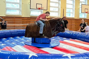 Byk rodeo - wynajem - Warszawa